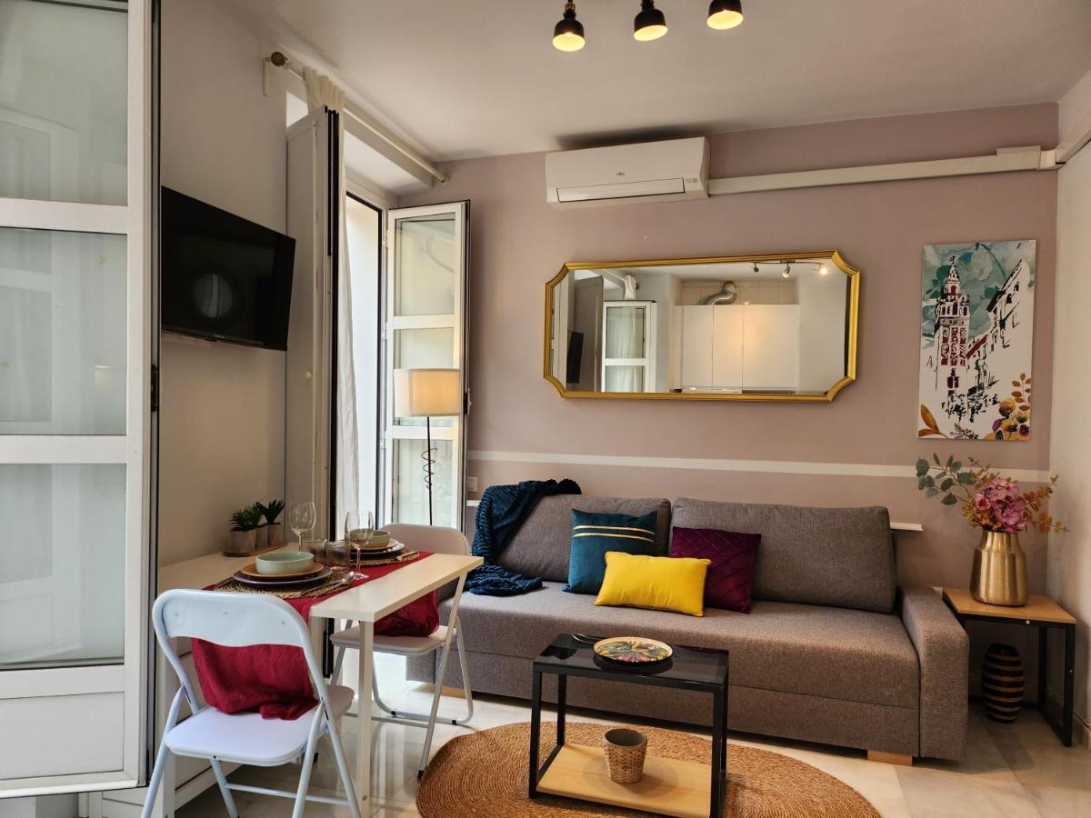 Lovely Center Apartments - Balcony Lux Sol Sevilla Dış mekan fotoğraf